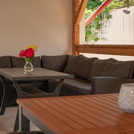 Oazis Tapolca Apartman Мишкольц Экстерьер фото
