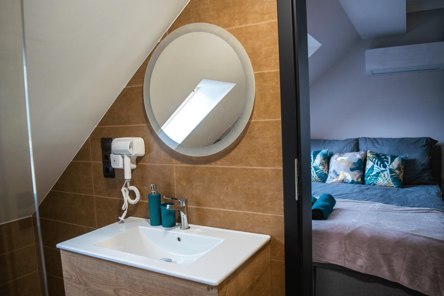 Oazis Tapolca Apartman Мишкольц Экстерьер фото