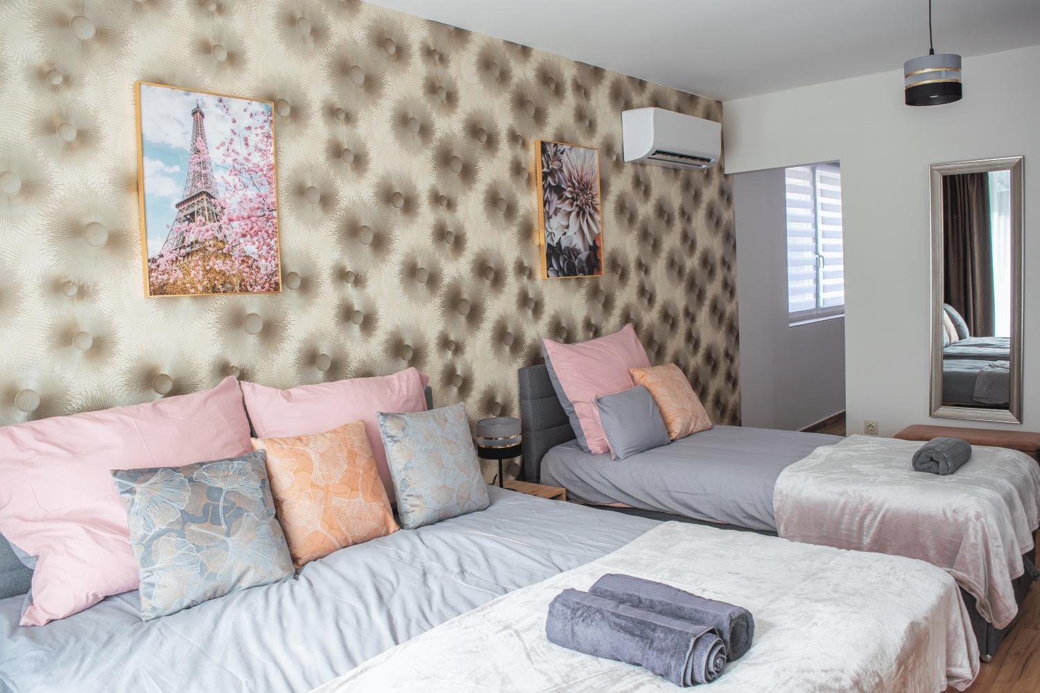 Oazis Tapolca Apartman Мишкольц Экстерьер фото